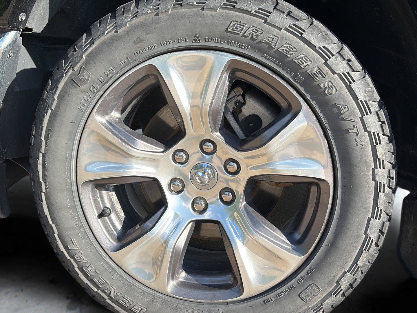 Used 2021 RAM 1500 Laramie AWD/4WD image 18