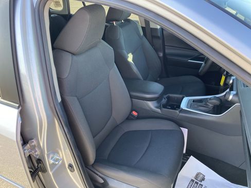 Certified 2023 Toyota RAV4 LE image 28