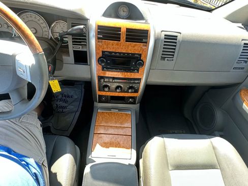 Used 2007 Chrysler Aspen Limited w/ PWR Convenience Group image 29