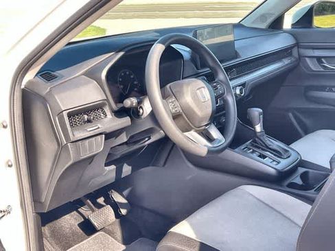 Used 2026 Honda CR-V EX image 3