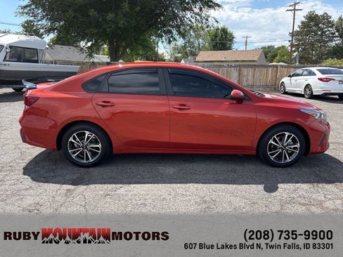 Used 2023 Kia Forte LXS FWD image 8