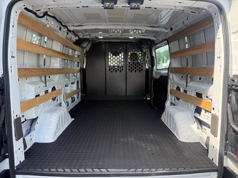 Used 2025 Ford Transit 250 Low Roof w/ Exterior Upgrade Package RWD image 13