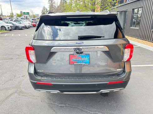 Used 2020 Ford Explorer XLT w/ Equipment Group 202A AWD/4WD image 4