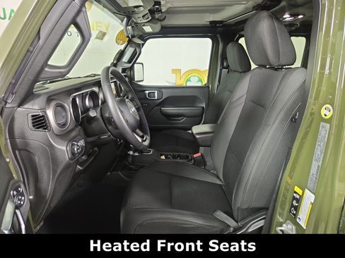 Used 2022 Jeep Gladiator Sport AWD/4WD image 12
