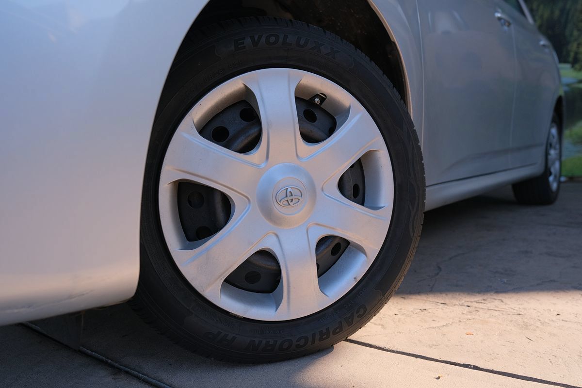 Used 2009 Toyota Matrix FWD image 39
