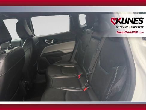 Used 2025 Jeep Compass Limited AWD/4WD image 35