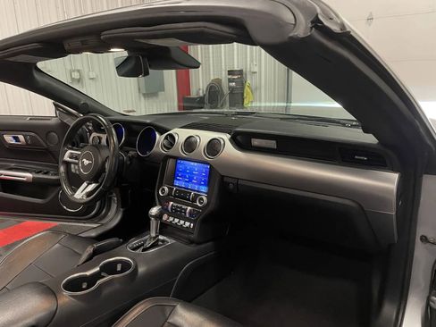 Used 2021 Ford Mustang Premium image 43