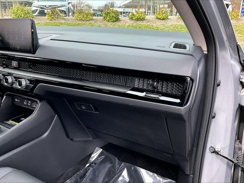 Used 2025 Honda CR-V EX-L image 19
