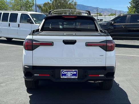Used 2025 Hyundai Santa Cruz SEL AWD/4WD image 6