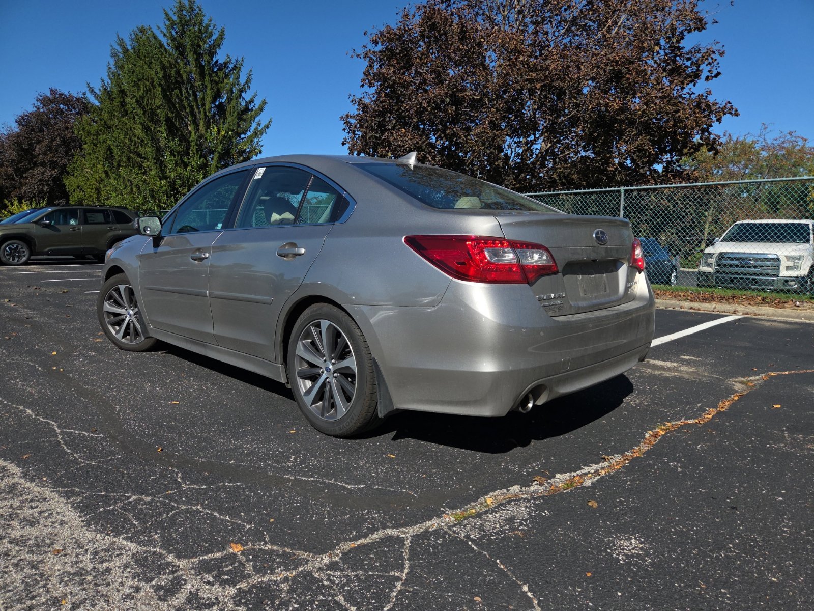 Used 2017 Subaru Legacy 2.5i Limited AWD/4WD image 8
