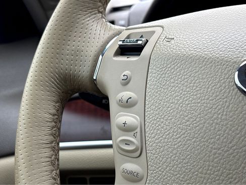 Used 2010 INFINITI M35 w/ Technology Pkg image 17