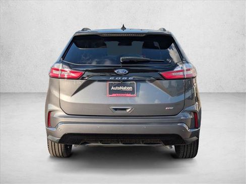 Certified 2023 Ford Edge ST-Line image 7