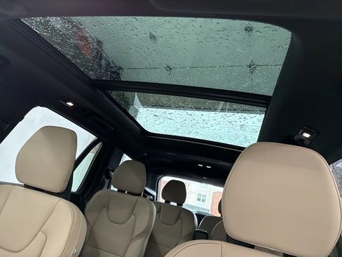 New 2026 Volvo XC90 B6 Plus w/ Protection Package Premier image 13