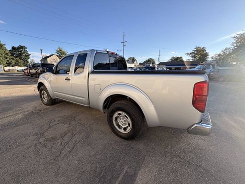 Used 2007 Nissan Frontier XE w/ Preferred Pkg RWD image 9