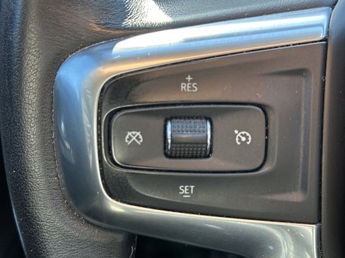 Used 2020 Chevrolet Blazer LT image 25