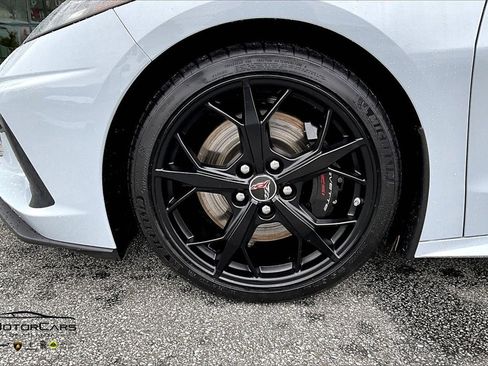 Used 2021 Chevrolet Corvette Stingray Premium Cpe w/ Z51 Performance Package image 10