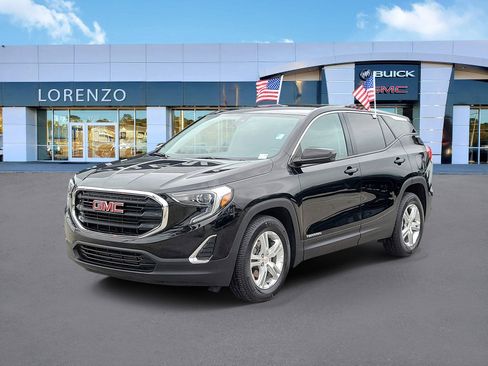 Used 2020 GMC Terrain SLE image 1