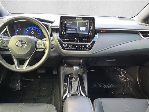 Used 2022 Toyota Corolla XSE image 16