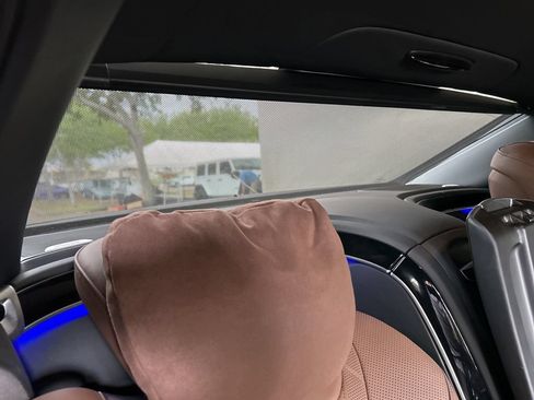 Used 2017 Mercedes-Benz Maybach S 550 4MATIC image 49