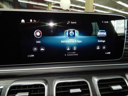 Used 2023 Mercedes-Benz GLE 450 4MATIC w/ AMG Line Exterior image 27