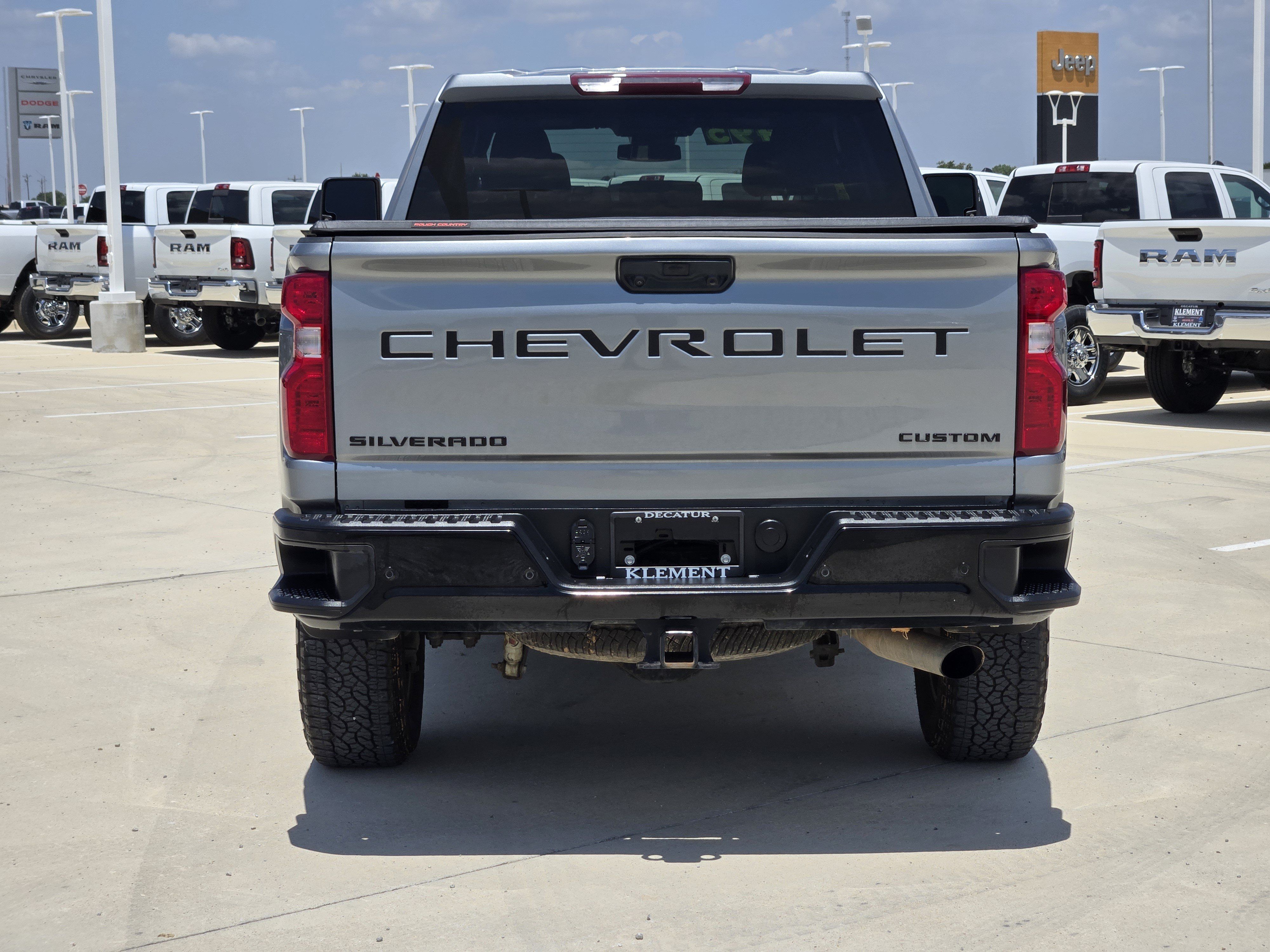 Used 2024 Chevrolet Silverado 2500 Custom w/ Custom Value Package AWD/4WD image 6