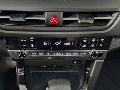 Certified 2024 Kia Seltos EX AWD/4WD image 15