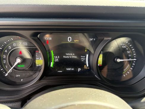 Certified 2025 Jeep Wrangler Unlimited Rubicon 4xe w/ Safety Group image 8