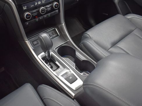 Used 2019 Subaru Ascent Limited AWD/4WD image 67