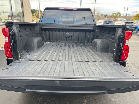 Used 2024 Chevrolet Silverado 1500 LT image 11