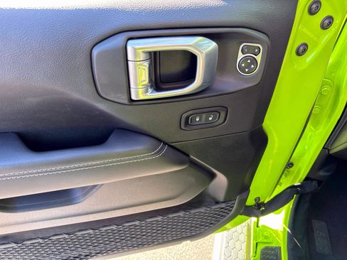 Used 2021 Jeep Wrangler Unlimited Sahara w/ Cold Weather Group image 7