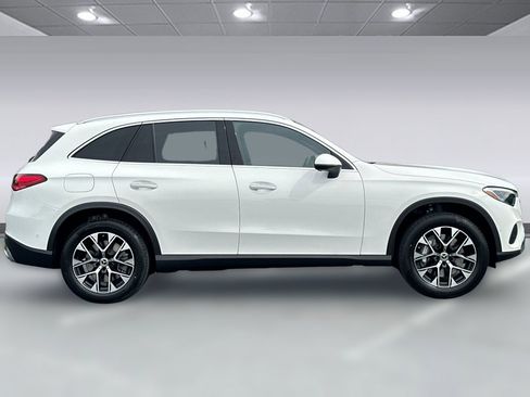 New 2026 Mercedes-Benz GLC 350e 4MATIC image 7