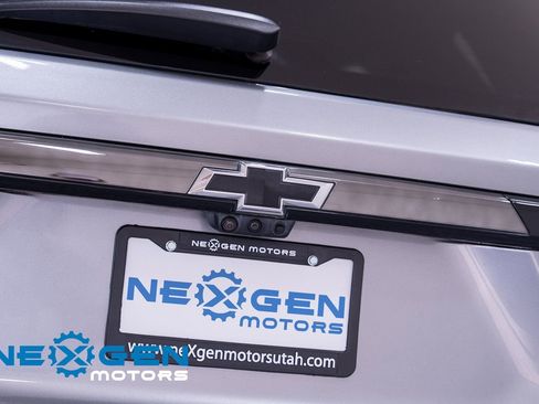 Used 2023 Chevrolet Traverse RS w/ LPO, Floor Liner Package image 38