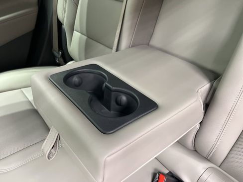 New 2026 GMC Terrain Elevation w/ Elevation Premium Package FWD image 23