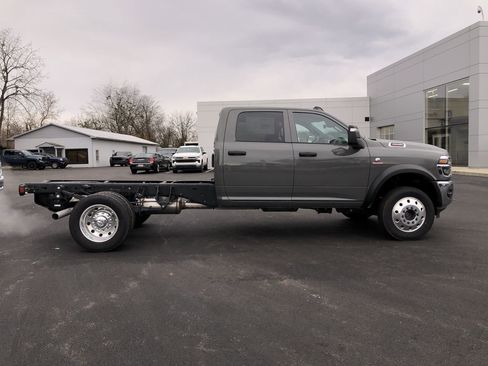 New 2026 RAM 4500 Tradesman w/ Chrome Appearance Group image 14