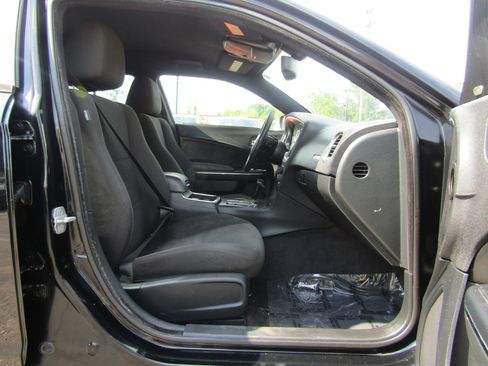 Used 2014 Dodge Charger R/T RWD image 15