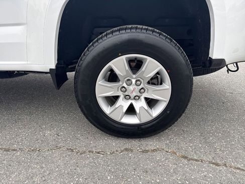 Used 2018 GMC Canyon SLE w/ SLE Convenience Package RWD image 26