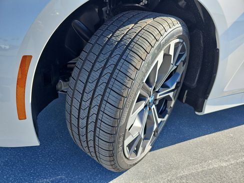 New 2026 BMW 330i xDrive Sedan w/ Convenience Package image 33