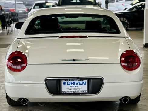 Used 2002 Ford Thunderbird RWD image 4