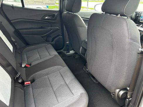 New 2026 Chevrolet Trax LS w/ LS Convenience Package FWD image 20