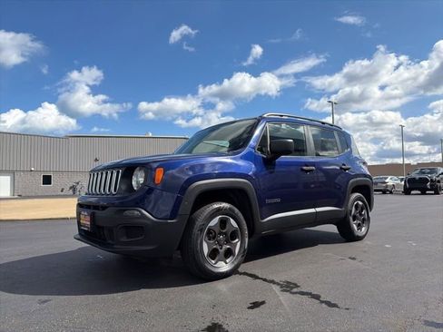 Used 2018 Jeep Renegade Sport w/ Power & Air Group AWD/4WD image 3