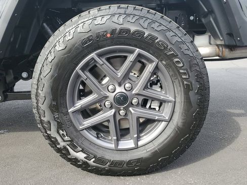 New 2026 Jeep Gladiator Sport image 6