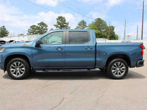 Used 2024 Chevrolet Silverado 1500 RST w/ Z71 Off-Road Package AWD/4WD image 23