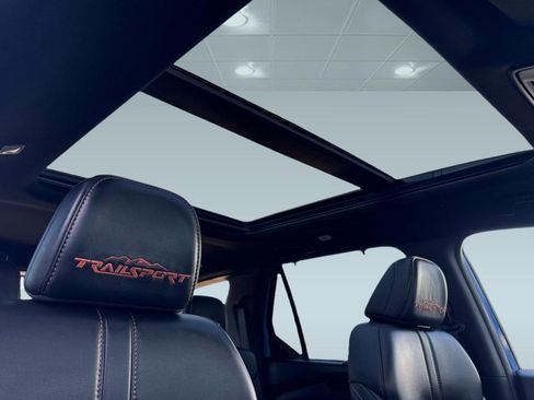 Certified 2024 Honda Pilot TrailSport image 15