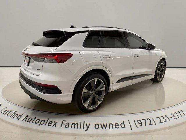 Used 2024 Audi Q4 e-tron Premium Plus w/ Premium Plus AWD/4WD image 5