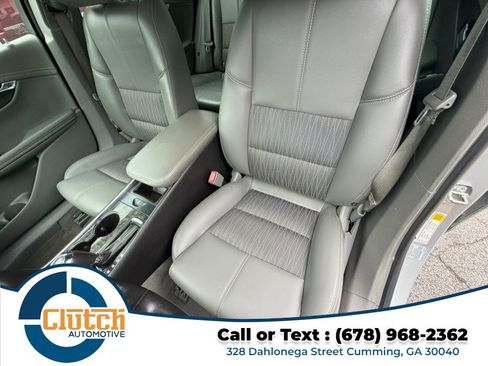 Used 2015 Chevrolet Impala LT w/ Convenience Package FWD image 13