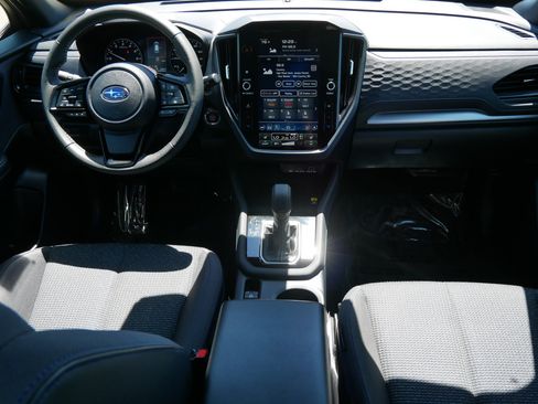 Certified 2025 Subaru Forester Premium AWD/4WD image 10
