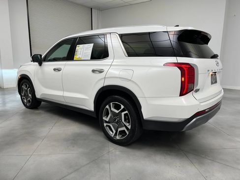 Used 2024 Hyundai Palisade SEL w/ Premium Package FWD image 6