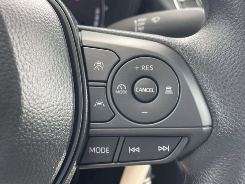 Used 2026 Toyota Corolla LE FWD image 16