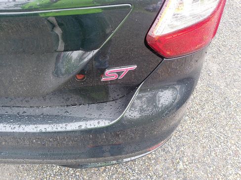 Used 2013 Ford Focus ST FWD image 31