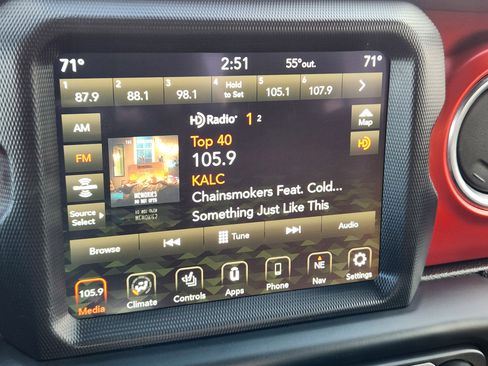 Used 2020 Jeep Gladiator Rubicon w/ Dual Top Group image 14